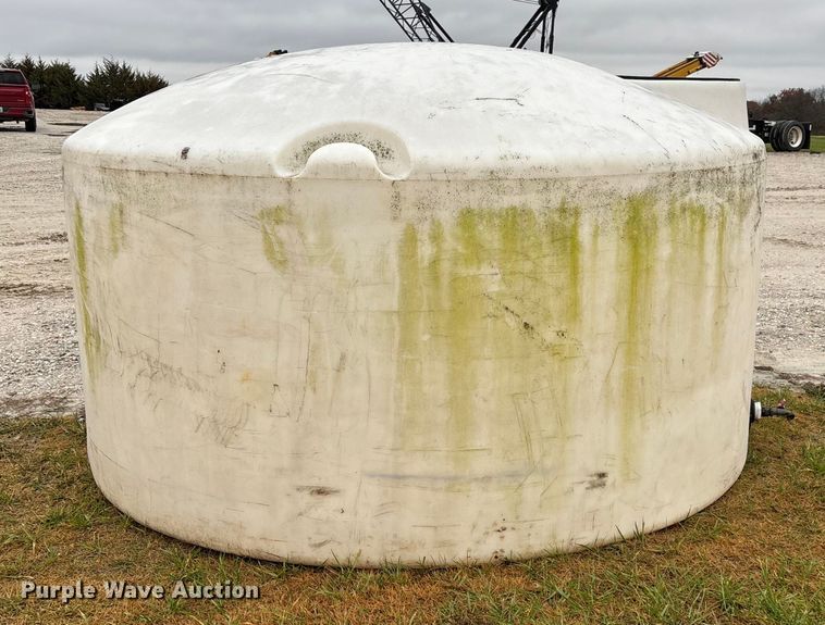 image for item EN5854 Poly tank