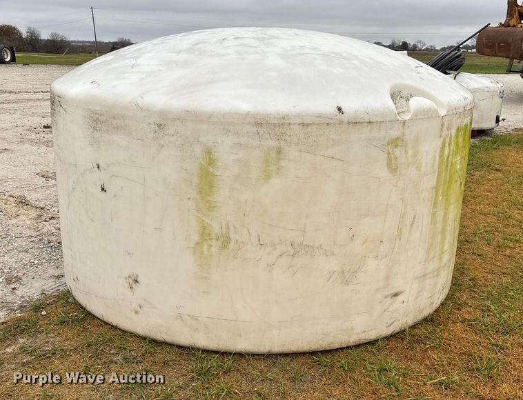 image for item EN5854 Poly tank