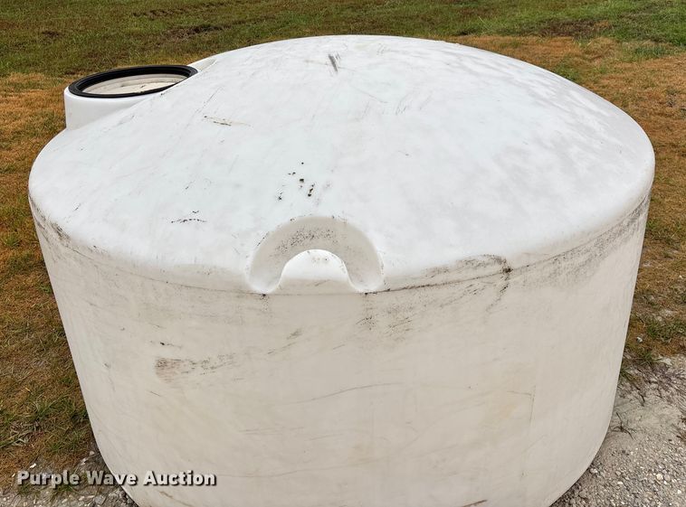 image for item EN5854 Poly tank