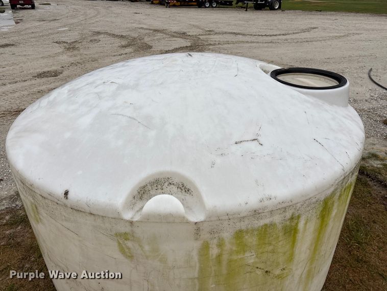 image for item EN5854 Poly tank