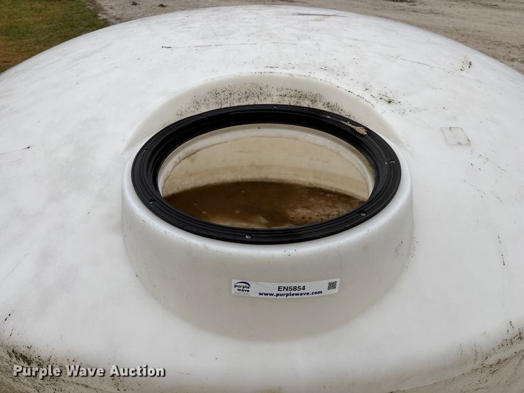 image for item EN5854 Poly tank