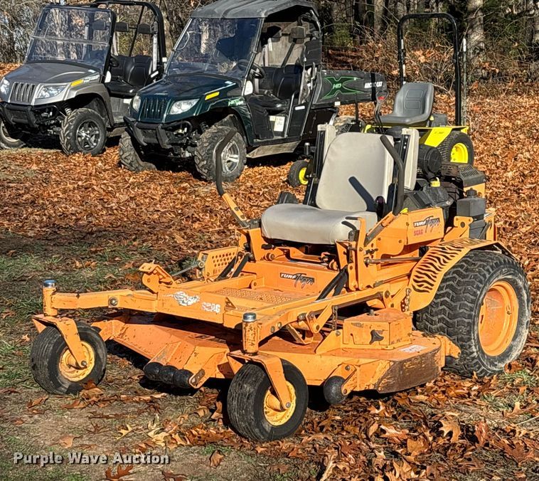 image for item EN5865 Scag Turf Tiger STT61A-27CH ZTR lawn mower