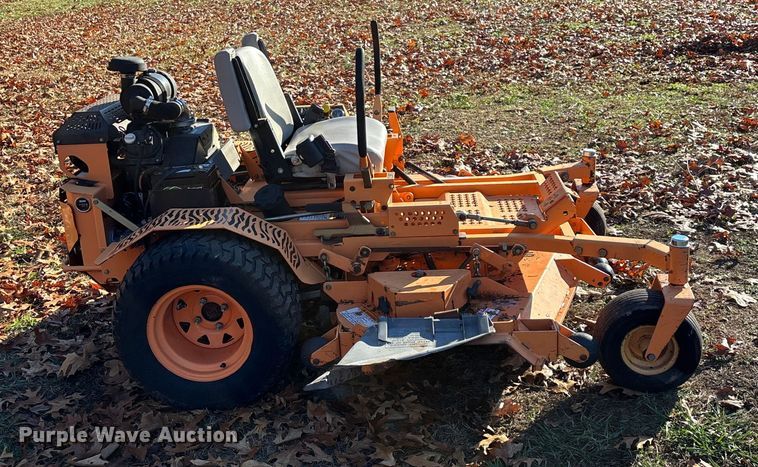 image for item EN5865 Scag Turf Tiger STT61A-27CH ZTR lawn mower