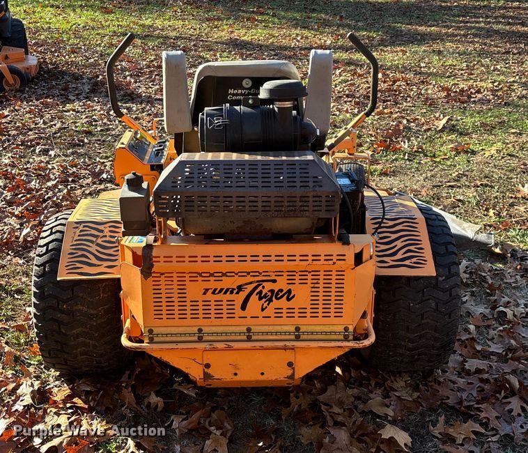 image for item EN5865 Scag Turf Tiger STT61A-27CH ZTR lawn mower