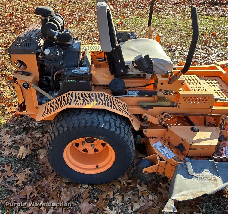 image for item EN5865 Scag Turf Tiger STT61A-27CH ZTR lawn mower