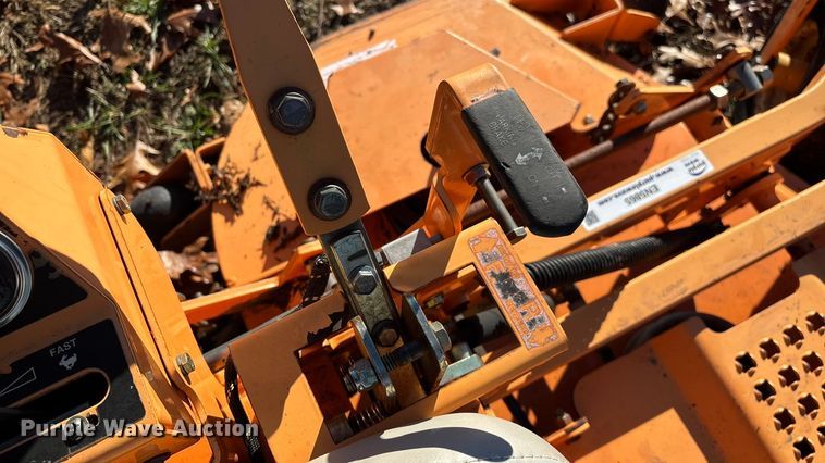 image for item EN5865 Scag Turf Tiger STT61A-27CH ZTR lawn mower