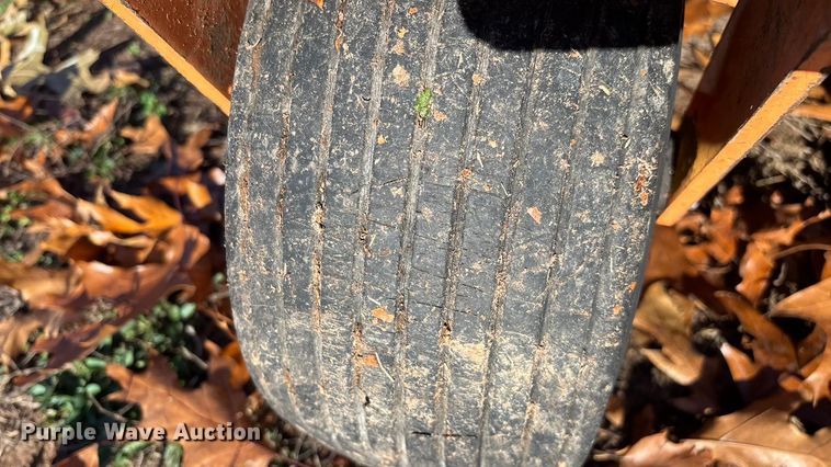 image for item EN5865 Scag Turf Tiger STT61A-27CH ZTR lawn mower