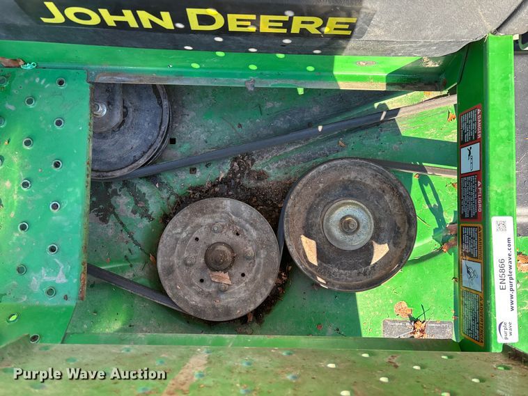 image for item EN5866 2006 John Deere 777 ZTrak ZTR lawn mower