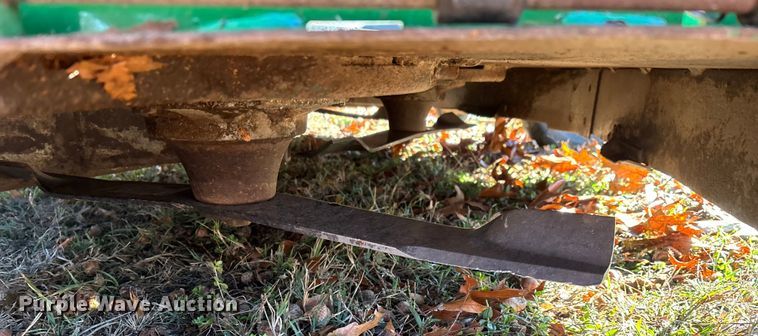 image for item EN5866 2006 John Deere 777 ZTrak ZTR lawn mower