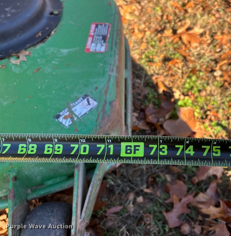 image for item EN5866 2006 John Deere 777 ZTrak ZTR lawn mower