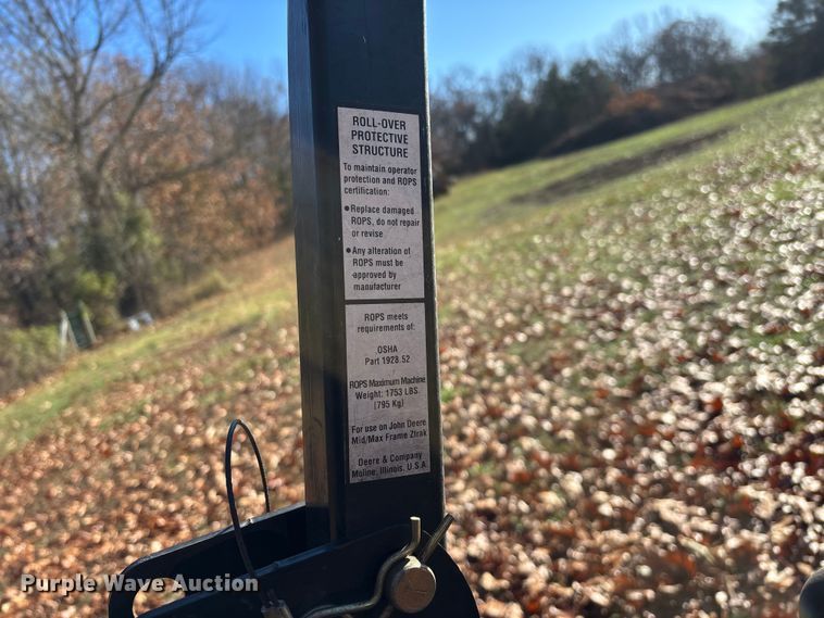 image for item EN5866 2006 John Deere 777 ZTrak ZTR lawn mower