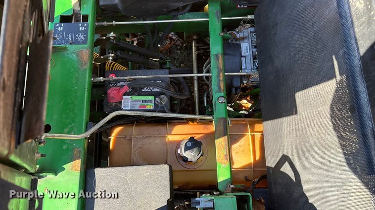 image for item EN5866 2006 John Deere 777 ZTrak ZTR lawn mower