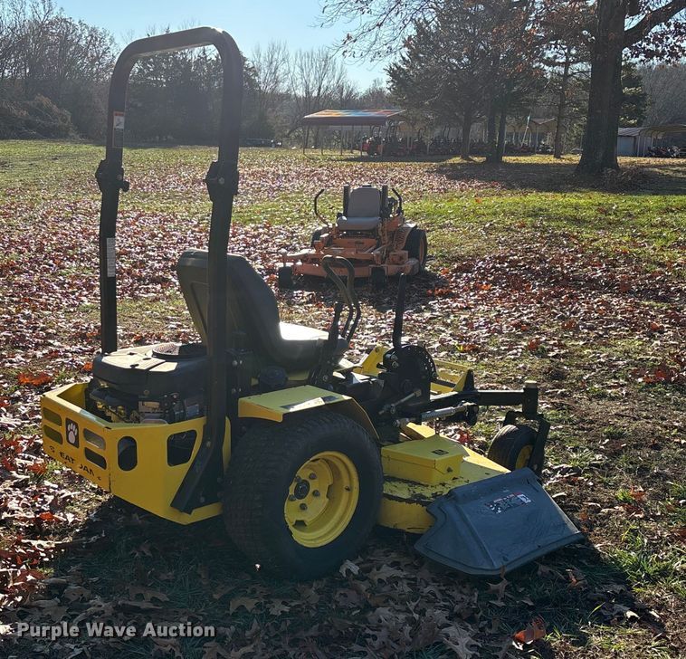 image for item EN5867 Great Dane Chariot GCBR2661S ZTR lawn mower