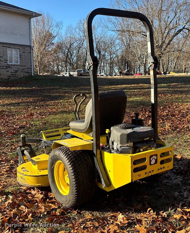 image for item EN5867 Great Dane Chariot GCBR2661S ZTR lawn mower