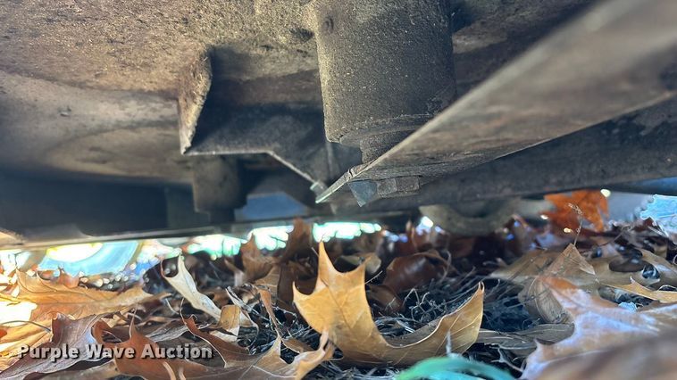 image for item EN5867 Great Dane Chariot GCBR2661S ZTR lawn mower