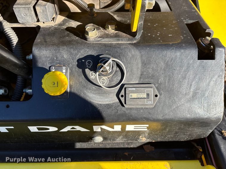 image for item EN5867 Great Dane Chariot GCBR2661S ZTR lawn mower