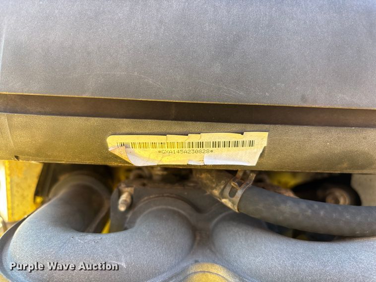 image for item EN5867 Great Dane Chariot GCBR2661S ZTR lawn mower