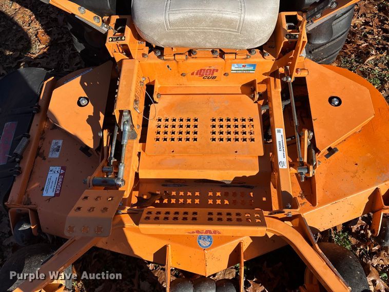 image for item EN5869 Scag Tiger Cub STC61V-23BV ZTR lawn mower