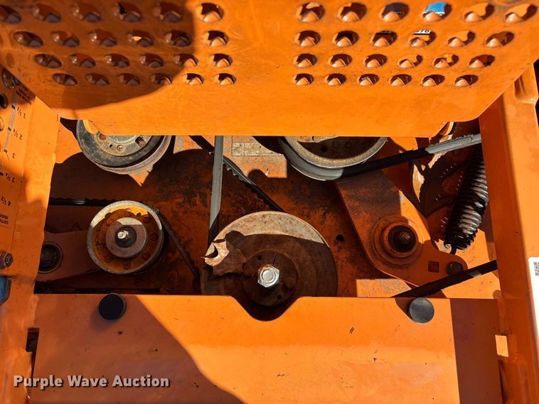 image for item EN5869 Scag Tiger Cub STC61V-23BV ZTR lawn mower