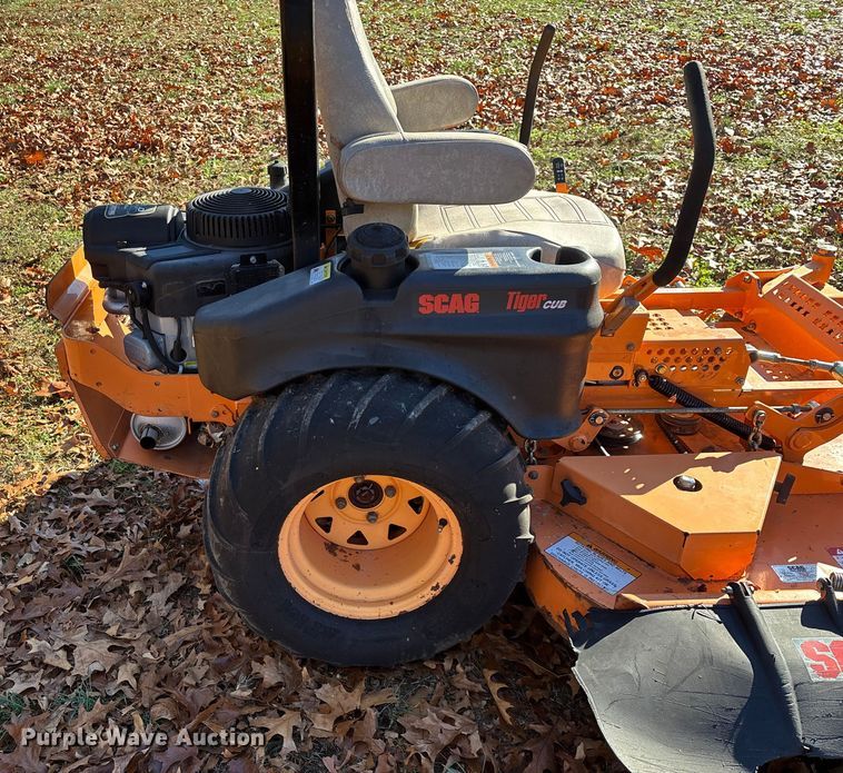 image for item EN5869 Scag Tiger Cub STC61V-23BV ZTR lawn mower