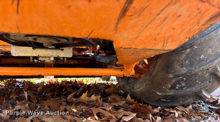 image for item EN5869 Scag Tiger Cub STC61V-23BV ZTR lawn mower