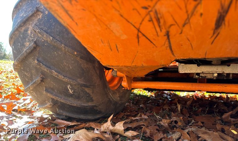 image for item EN5869 Scag Tiger Cub STC61V-23BV ZTR lawn mower