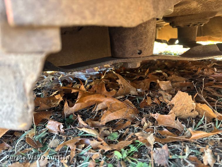 image for item EN5870 Kubota ZG23F ZTR lawn mower