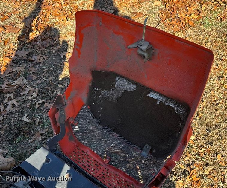 image for item EN5870 Kubota ZG23F ZTR lawn mower