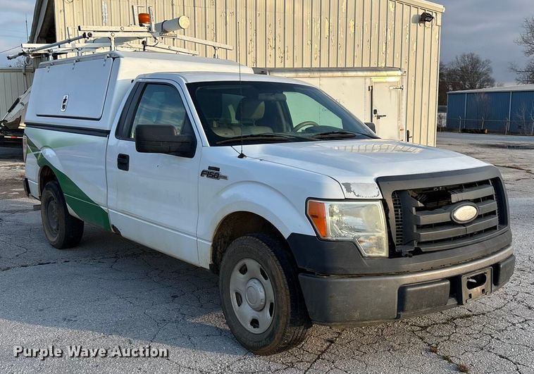 image for item EN5871 2009 Ford F150 XL pickup truck