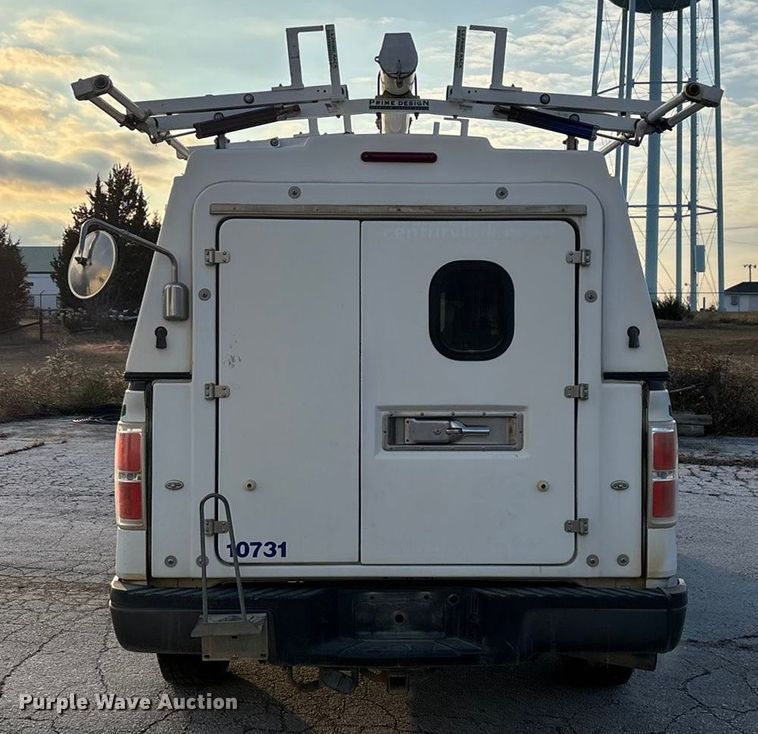 image for item EN5871 2009 Ford F150 XL pickup truck