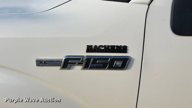 image for item EN5871 2009 Ford F150 XL pickup truck