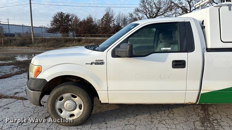 image for item EN5871 2009 Ford F150 XL pickup truck