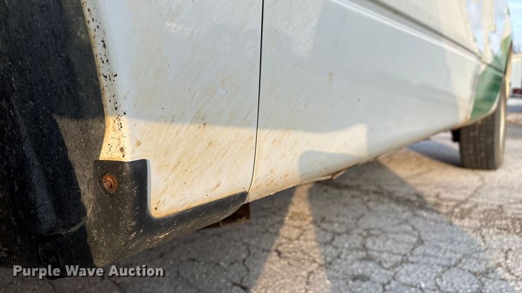 image for item EN5871 2009 Ford F150 XL pickup truck