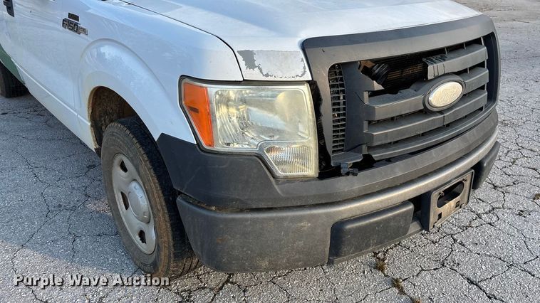 image for item EN5871 2009 Ford F150 XL pickup truck