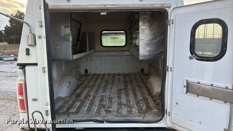 image for item EN5871 2009 Ford F150 XL pickup truck