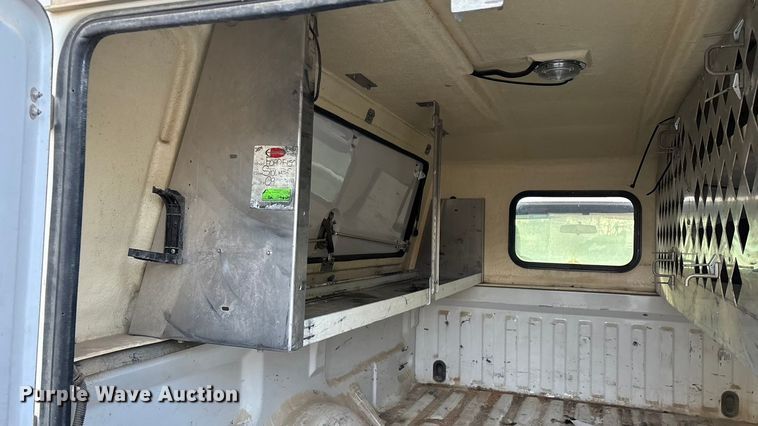 image for item EN5871 2009 Ford F150 XL pickup truck