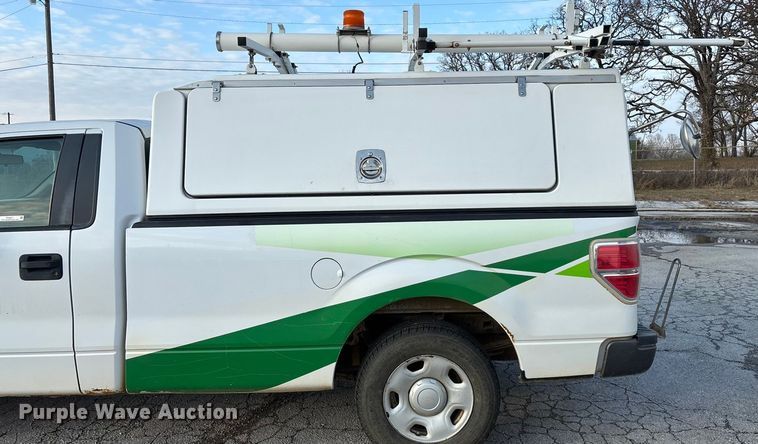 image for item EN5871 2009 Ford F150 XL pickup truck