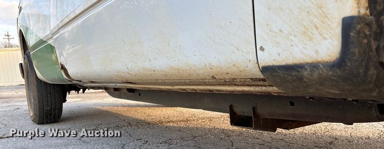 image for item EN5871 2009 Ford F150 XL pickup truck