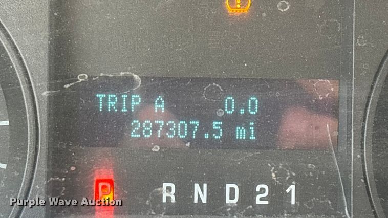 image for item EN5871 2009 Ford F150 XL pickup truck