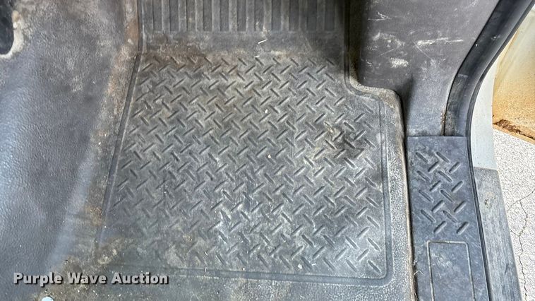 image for item EN5871 2009 Ford F150 XL pickup truck