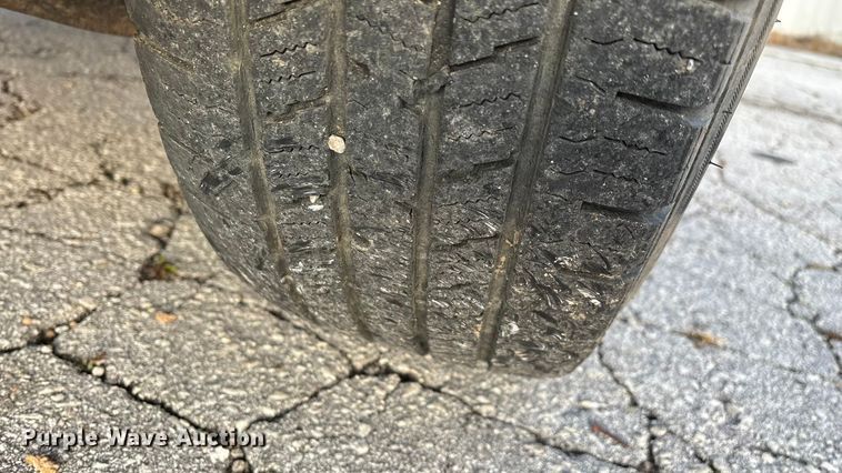 image for item EN5871 2009 Ford F150 XL pickup truck