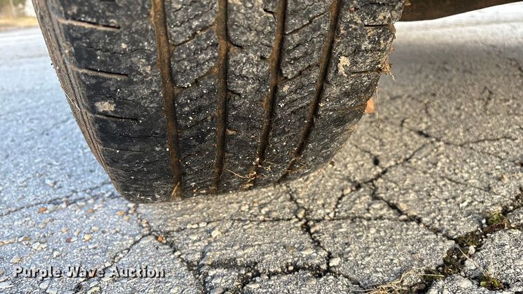 image for item EN5871 2009 Ford F150 XL pickup truck