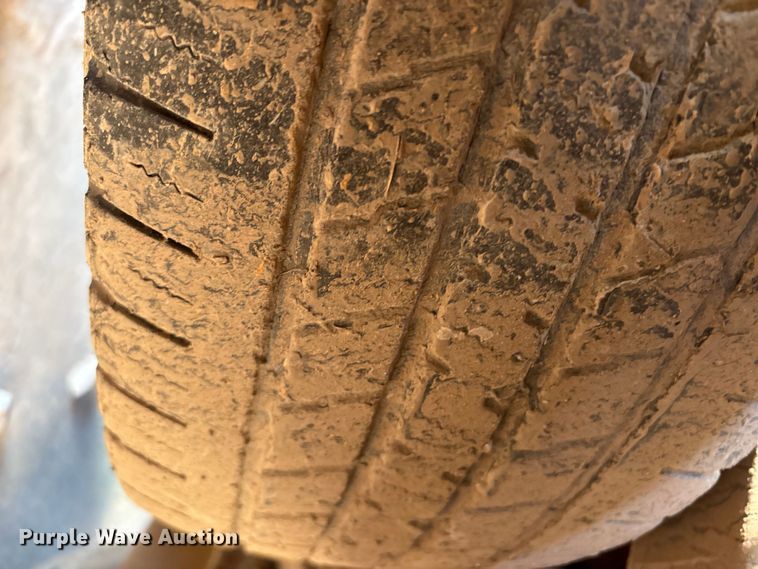 image for item EN5871 2009 Ford F150 XL pickup truck