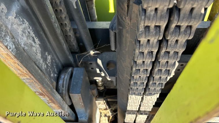 image for item EN5919 Clark C500-YS100 forklift