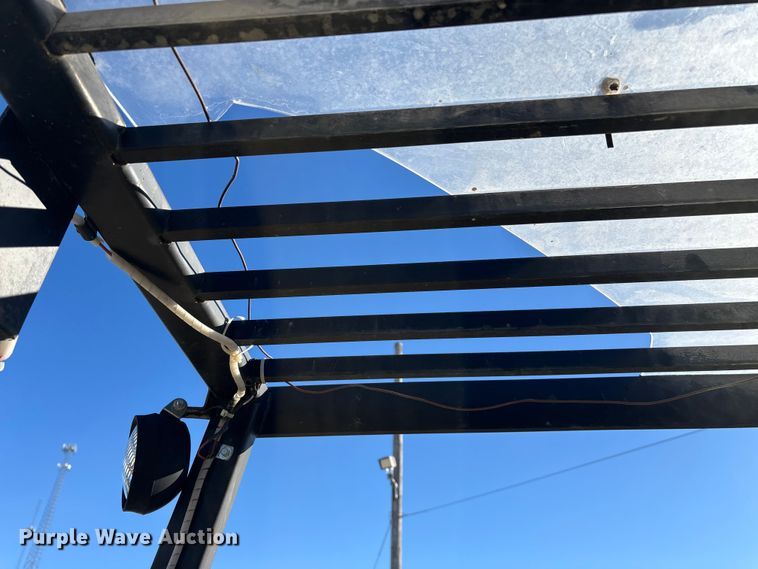 image for item EN5919 Clark C500-YS100 forklift