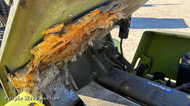 image for item EN5919 Clark C500-YS100 forklift