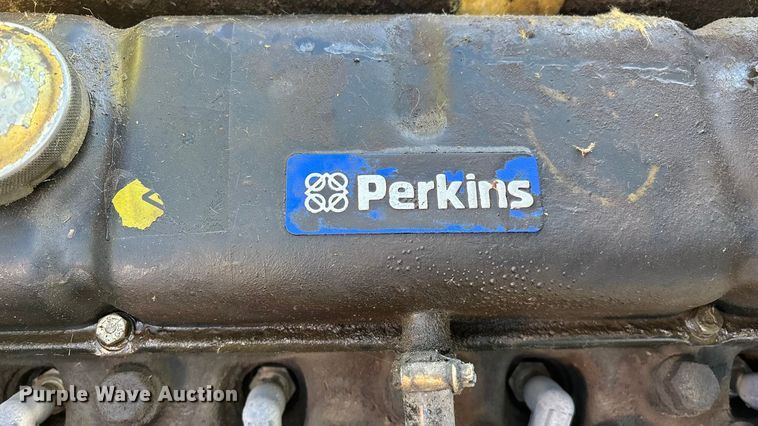 image for item EN5919 Clark C500-YS100 forklift