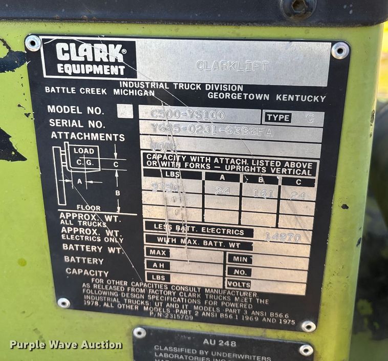 image for item EN5919 Clark C500-YS100 forklift