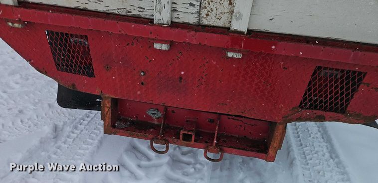 image for item EO4870 1997 Dodge Ram 2500 Club Cab flatbed pickup truck