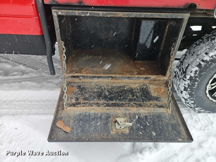 image for item EO4870 1997 Dodge Ram 2500 Club Cab flatbed pickup truck